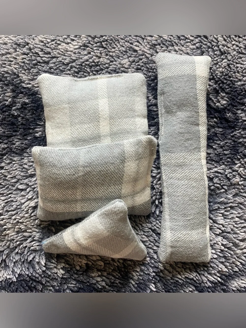 Handmade Grey & White Plaid Catnip Kick Stick Cat Toy Set (4)